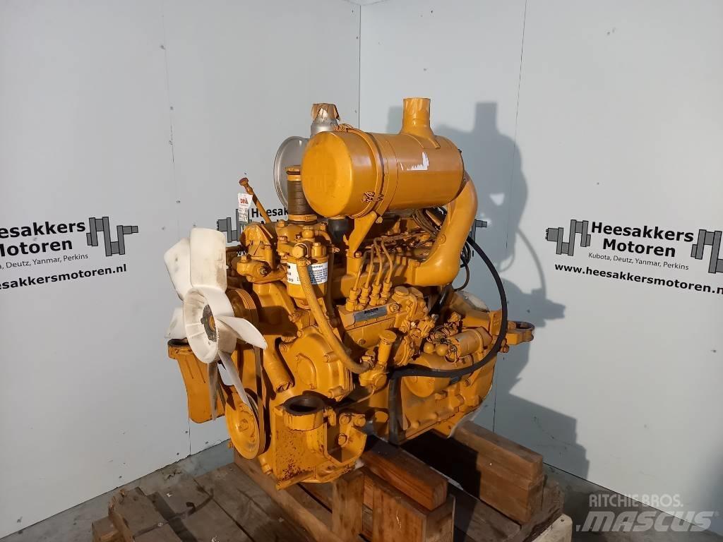 Komatsu 4D94-2 Двигуни