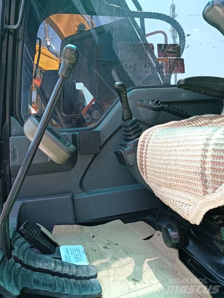 Volvo EC 140 Гусеничні екскаватори