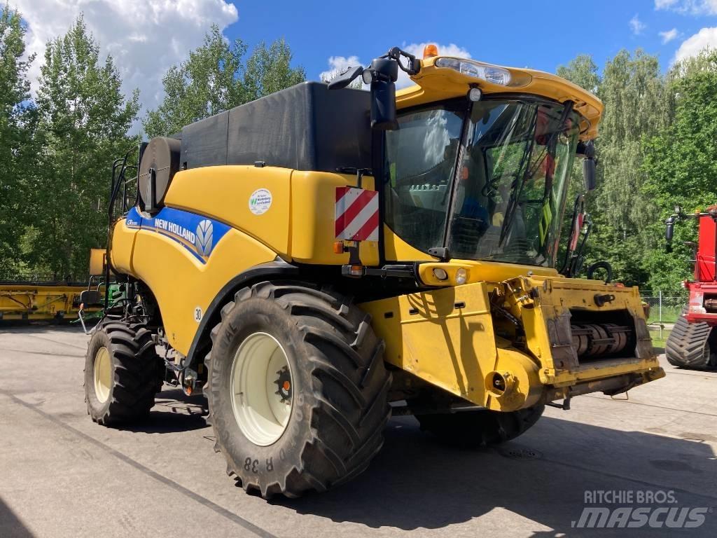 New Holland CR 9090 Зернозбиральні комбайни