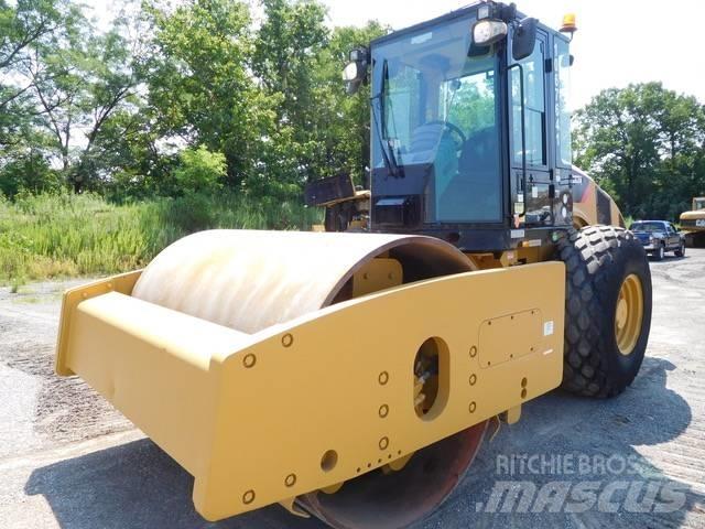CAT CS 74 Грунтові котки