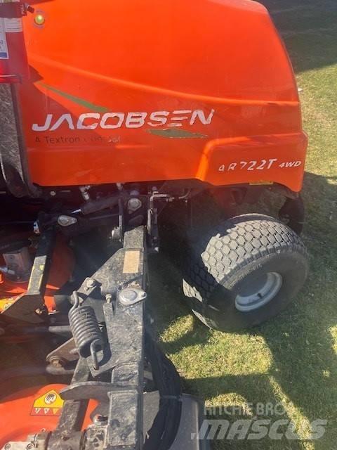 Jacobsen AR 722 Грубі косарки