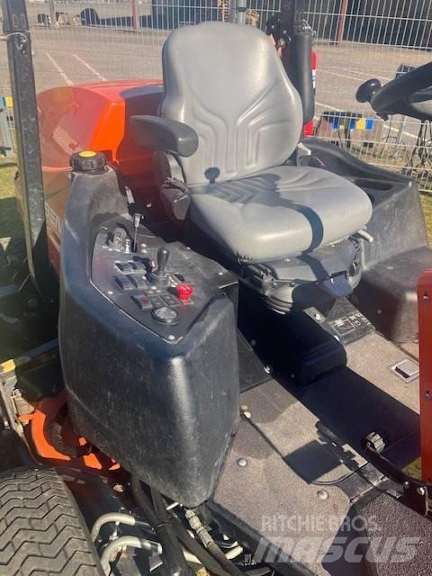 Jacobsen AR 722 Грубі косарки