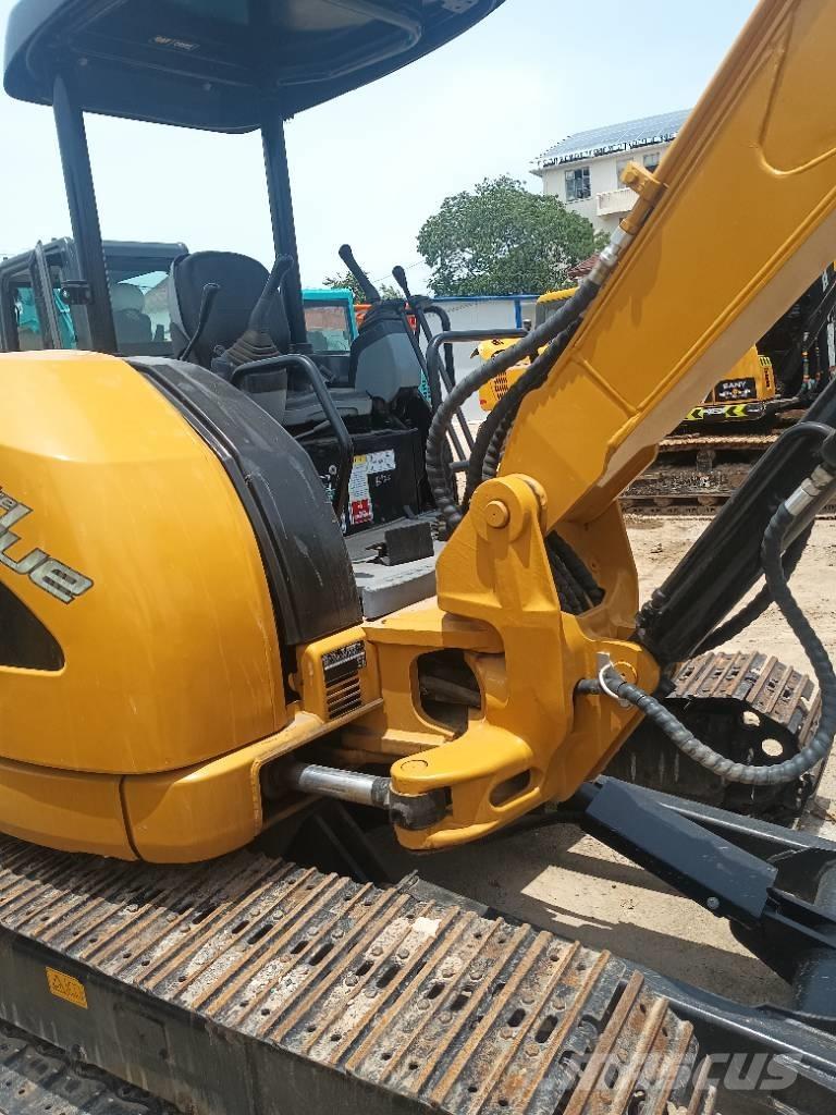 CAT 304 C Гусеничні екскаватори