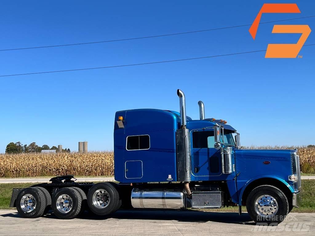 Peterbilt 388 Тягачі