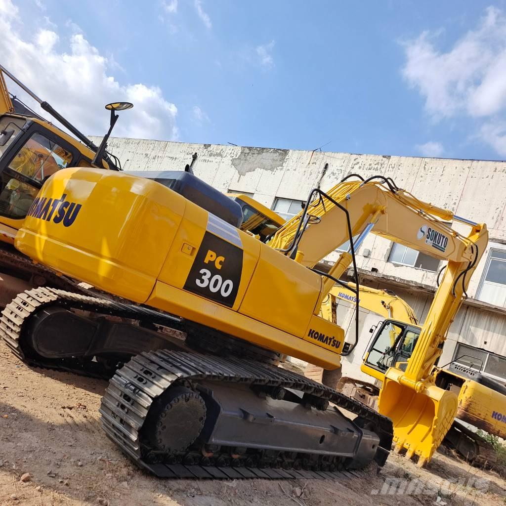 Komatsu PC 300-7 Гусеничні екскаватори