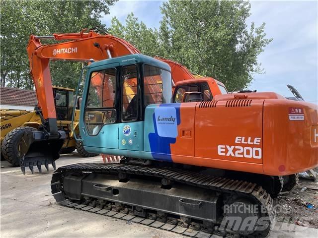 Hitachi EX200-3 Гусеничні екскаватори