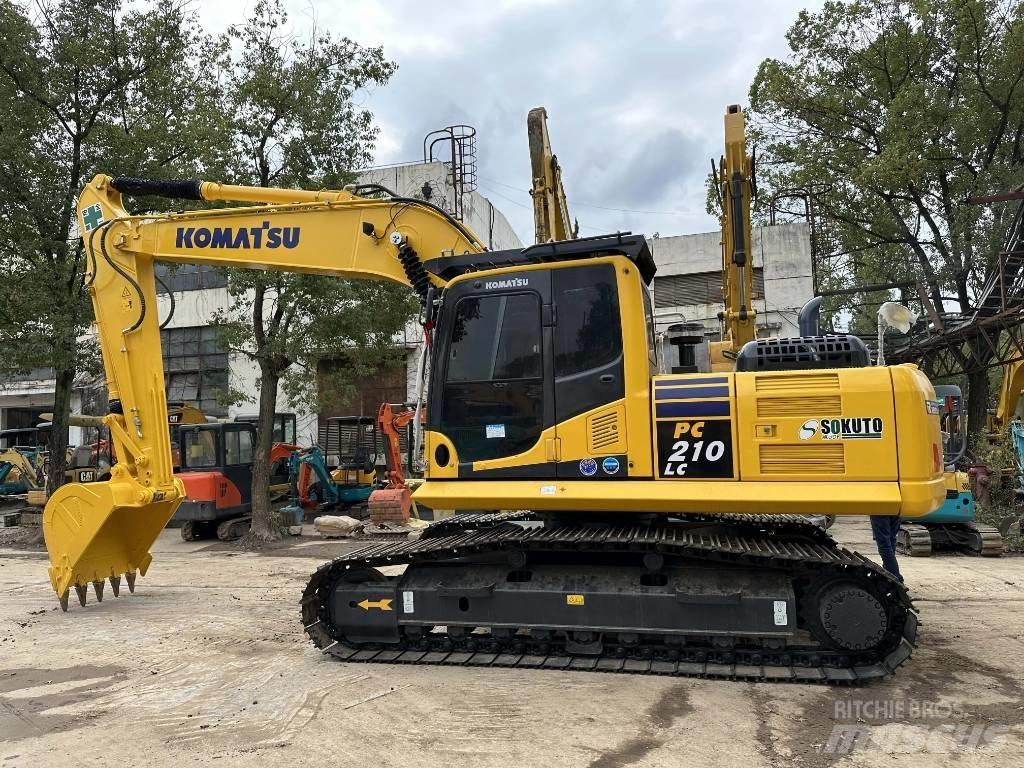 Komatsu PC 210-8 Гусеничні екскаватори