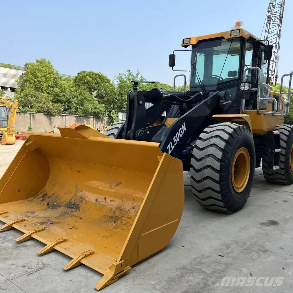 XCMG ZL 50 GN Фронтальні навантажувачі