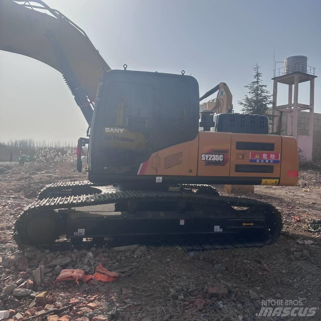 Sany SY 235 Гусеничні екскаватори