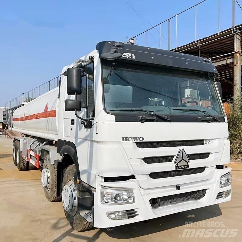 Shacman F 3000 Вантажівки-цистерни