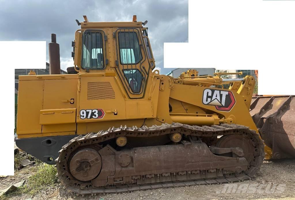CAT 973 Фронтальні навантажувачі