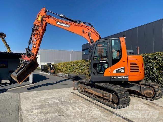 Doosan DX140LCR-5 Гусеничні екскаватори