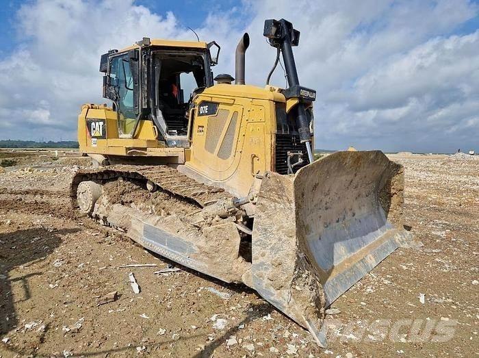 CAT D7E Гусеничні бульдозери