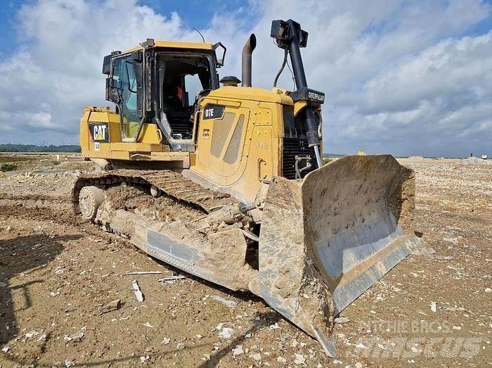 CAT D7E Гусеничні бульдозери