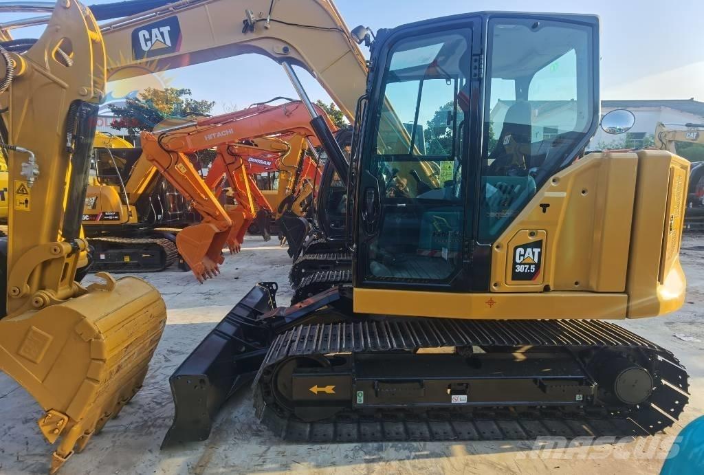 CAT 307.5 Середні екскаватори 7т. - 12т.