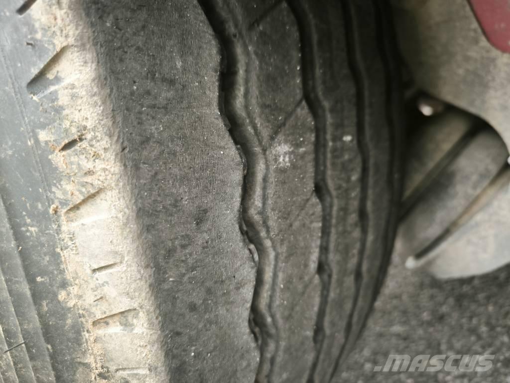 Mega MNW Напівпричепи-самоскиди