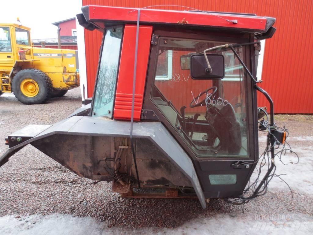 Valmet 8600 Кабіна