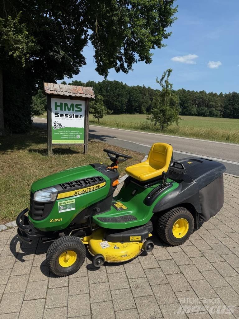 John Deere X 155 R Самохідні газонокосарки