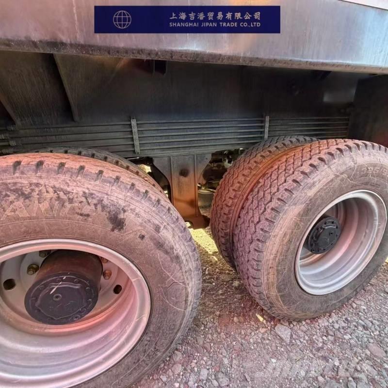 Sany SCT1000C автокрани