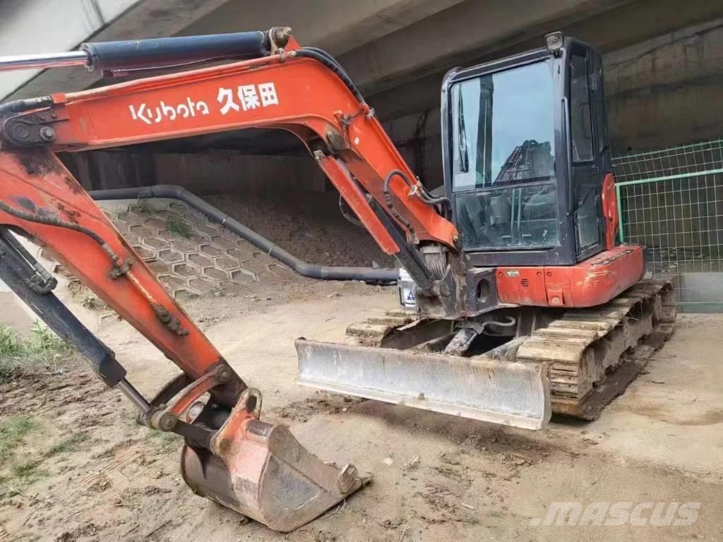 Kubota KX 155-5 Гусеничні екскаватори