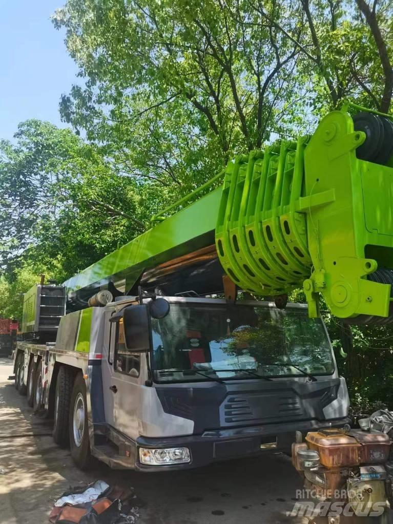 Zoomlion 220 Ton автокрани