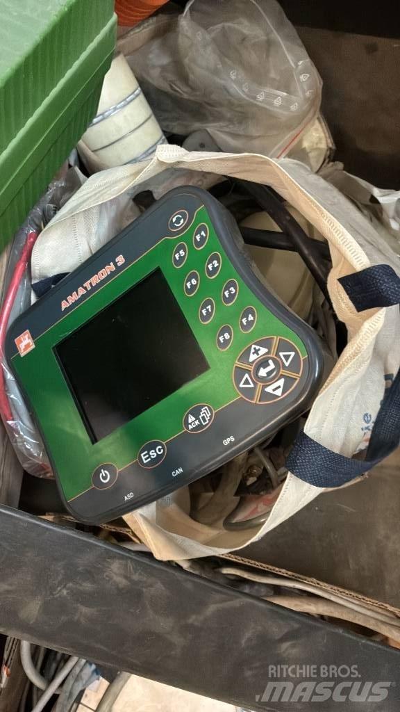 Amazone ZA-TS 4200 Розсіювач мінеральних добрив