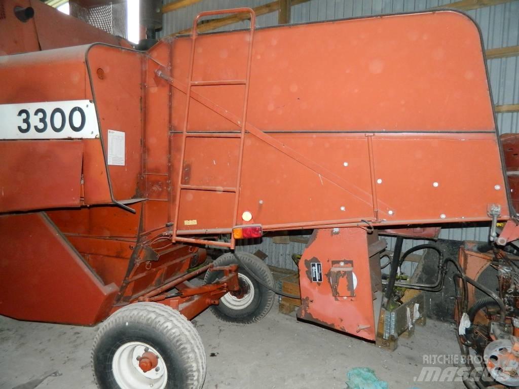 Laverda 3300 Зернозбиральні комбайни
