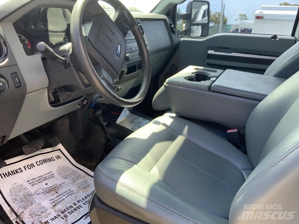 Ford F 250 SD Вантажівки / спеціальні