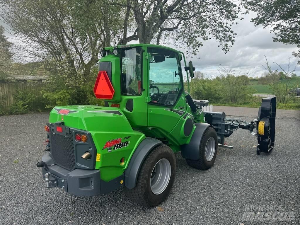 Avant 860 i Малі навантажувачі
