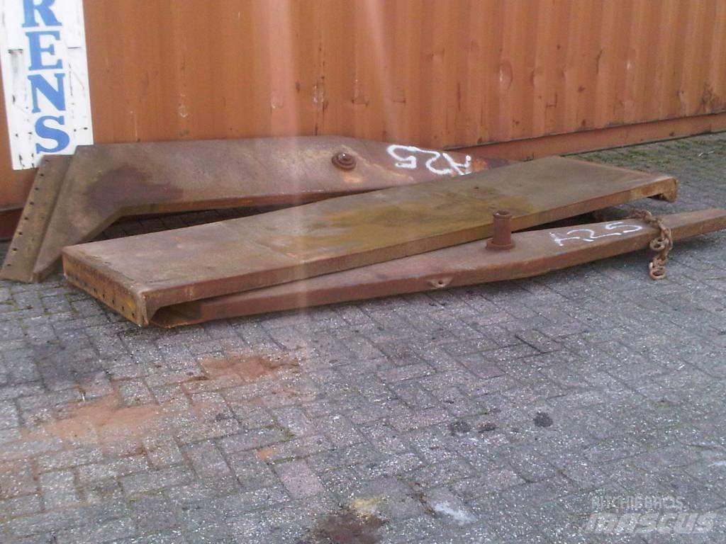 Volvo A25 tailgates Шасі