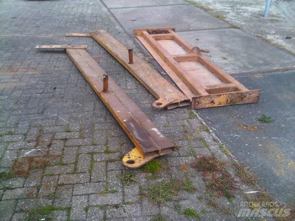 Volvo A25 tailgates Шасі
