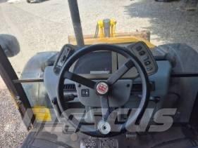 Fermec 960 Екскаватори-навантажувачі