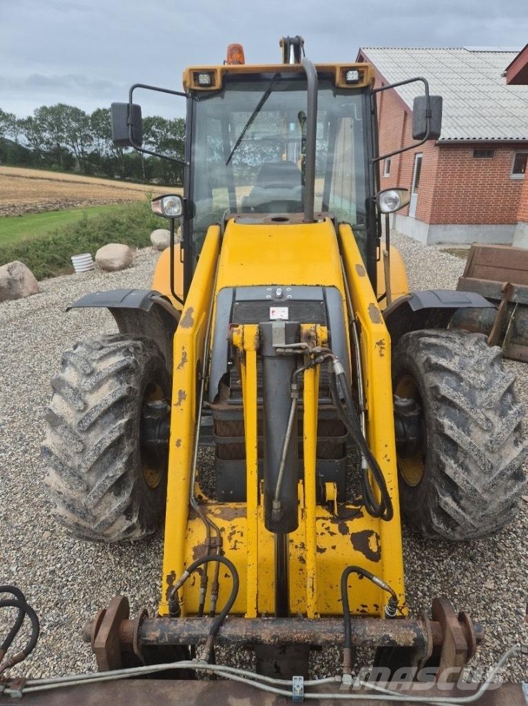 Fermec 960 Екскаватори-навантажувачі