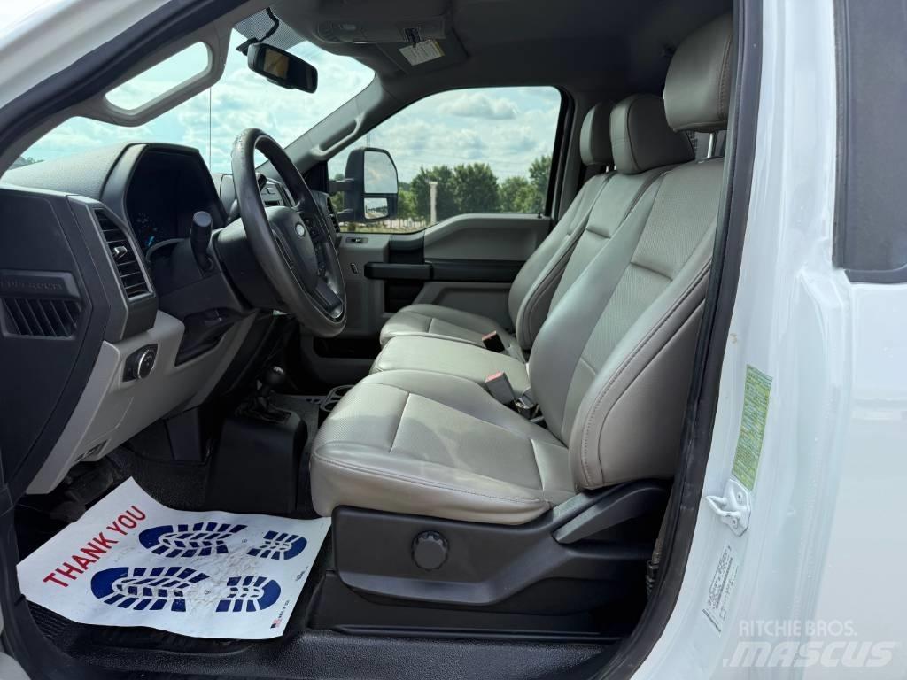 Ford F 450 Комунальні автомобілі / автомобілі загального призначення