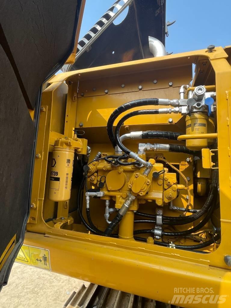 CAT 315D2GC Гусеничні екскаватори