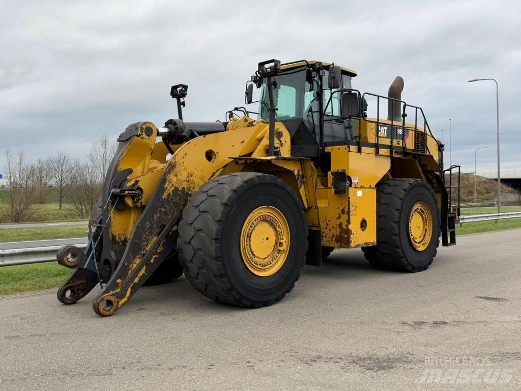 CAT 988K Фронтальні навантажувачі