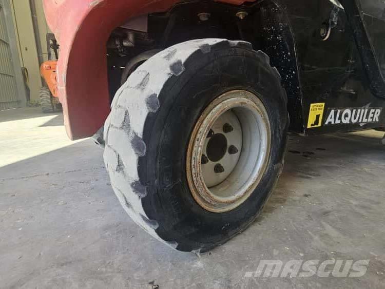 Manitou MC 18 Дизельні навантажувачі