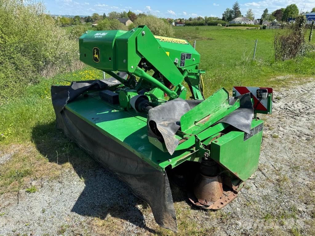 John Deere 131 Навісні та причіпні косарки