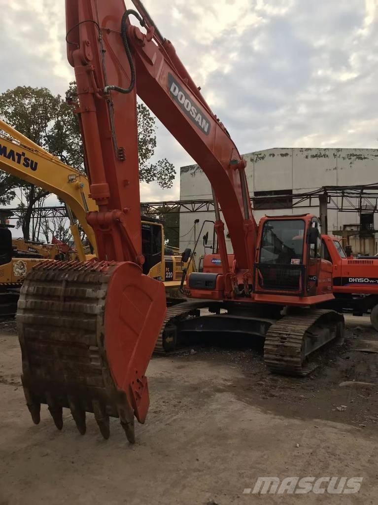 Doosan dx300 Гусеничні екскаватори