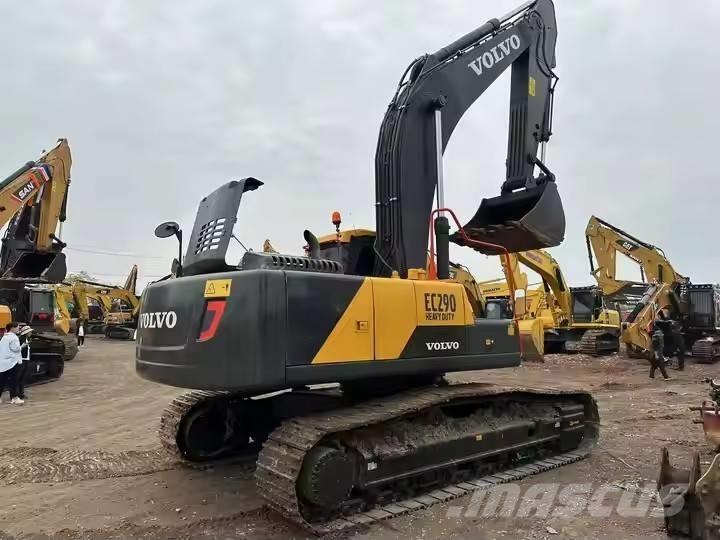 Volvo EC 290 Гусеничні екскаватори