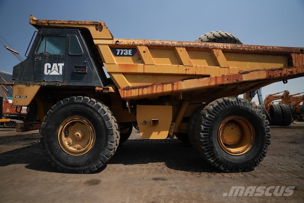 CAT 773 E Кар`єрні самоскиди