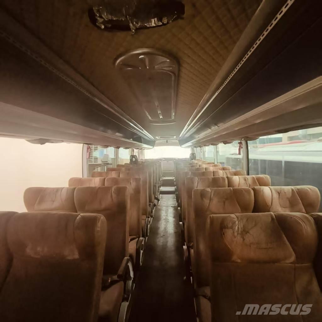 Yutong ZK6126HQD9 Туристичні автобуси