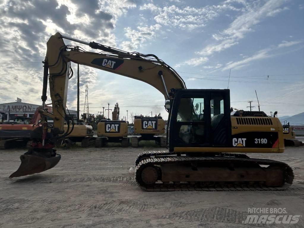 CAT 319 D L Гусеничні екскаватори