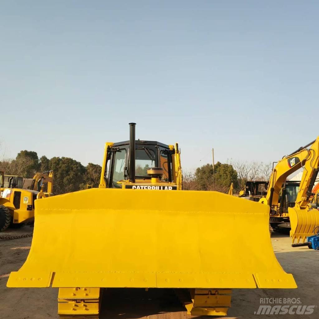 CAT D 6 R Грейдери