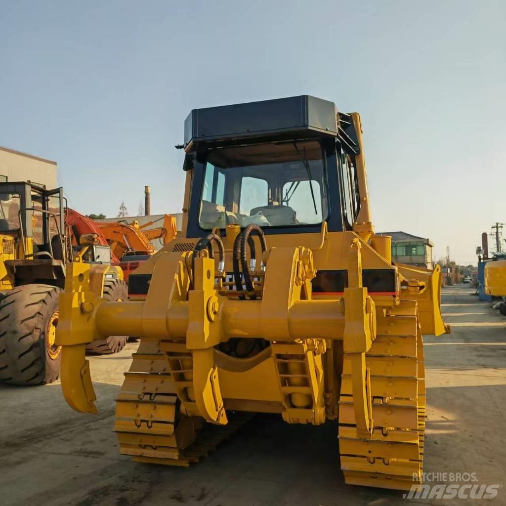CAT D 6 R Грейдери