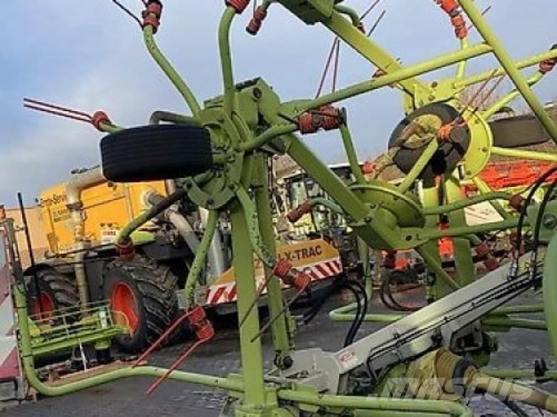 CLAAS Volto 770 Граблі і сінозворушувачі