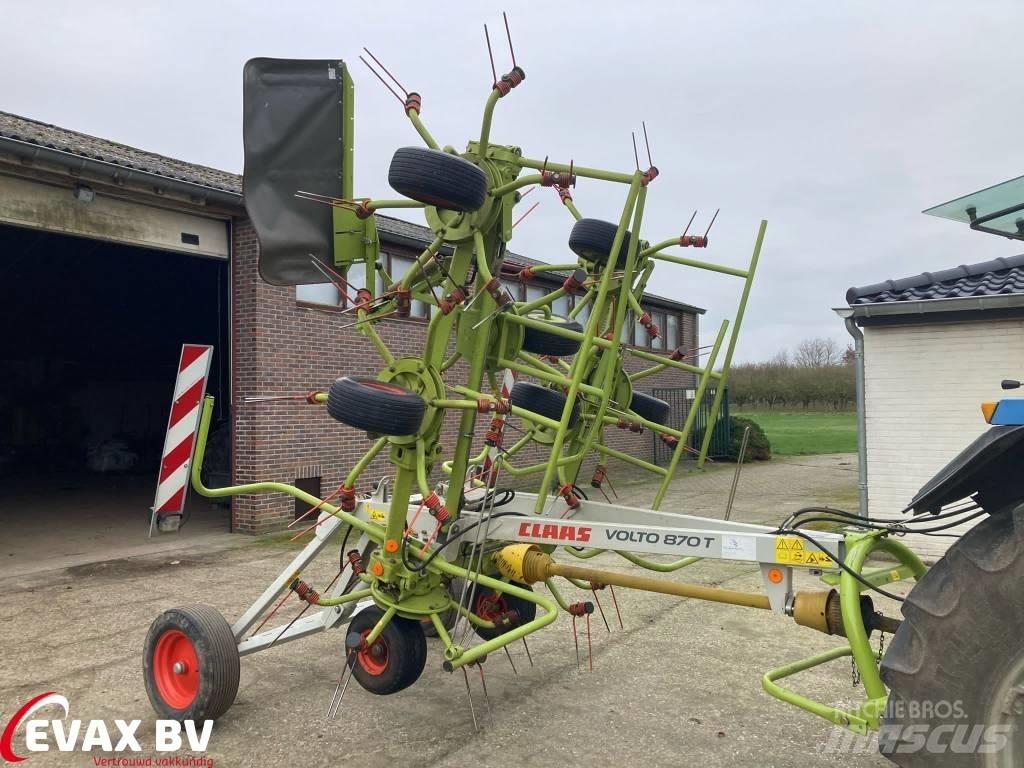CLAAS Volto 870 T Граблі і сінозворушувачі