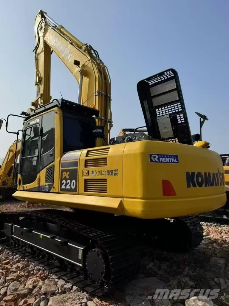 Komatsu PC 220-8 Гусеничні екскаватори