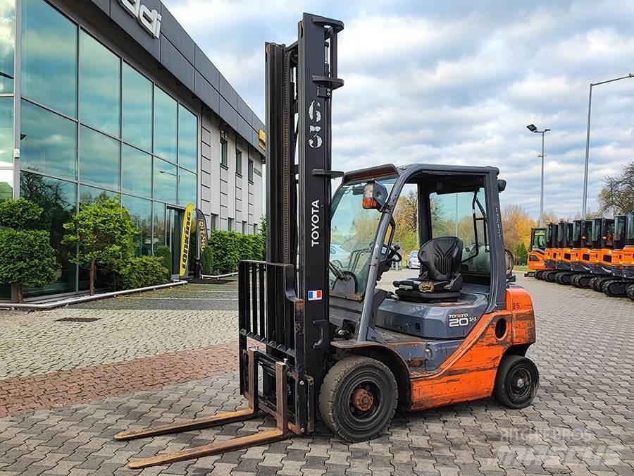 Toyota 02-8FGF20 Газові навантажувачі