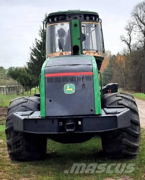 John Deere 1070 E Харвестери